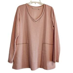 Soft Surroundings Tunic Top, V-neck with pockets and stitching detail Sz M